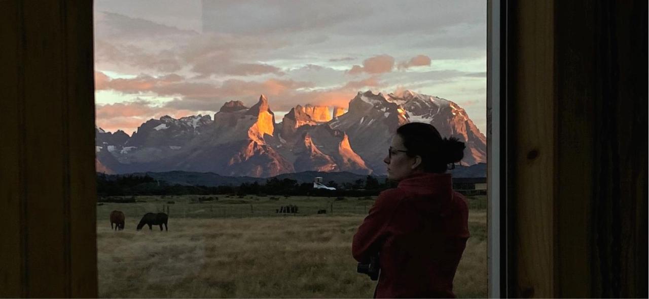 Bed and Breakfast Vista Al Paine - Refugio De Aventura à Torres del Paine National Park Extérieur photo