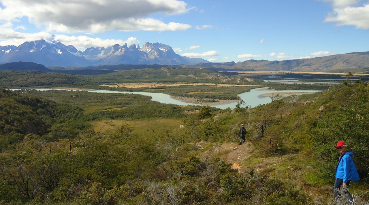 Bed and Breakfast Vista Al Paine - Refugio De Aventura à Torres del Paine National Park Extérieur photo